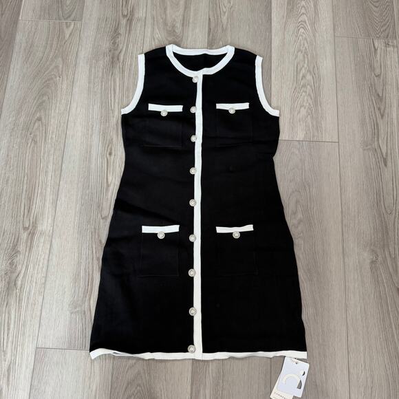 Commense Minimalist Elegant Button Sleeveless Short Sweater Old Money Dress M - Picture 2 of 7
